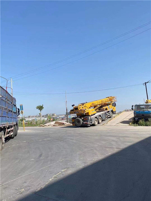 南岗区25吨吊车的租赁价格大概是多少？